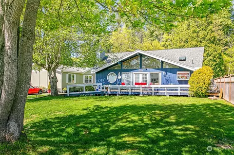 5086 Fern St, Birch Bay, WA 98230