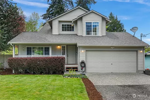 24505 Madura Dr NE, Kingston, WA 98346