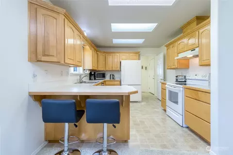 Kitchen - 27 Sullivan Pl, Walla Walla, WA 99362 photo 1 of 2