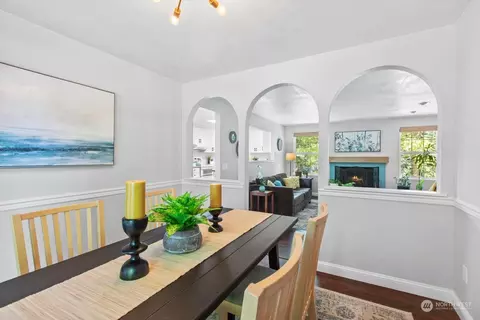Dining - 16905 17th Ave SE, Bothell, WA 98012 photo 1 of 2