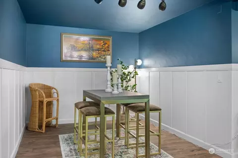 Dining - 16905 17th Ave SE, Bothell, WA 98012 photo 2 of 2