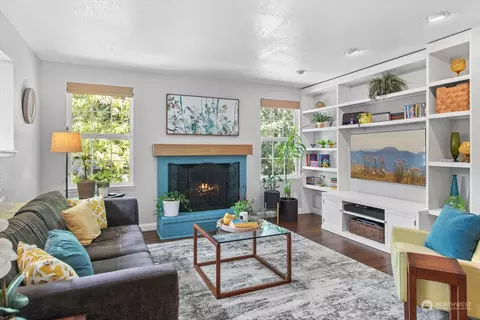 Living - 16905 17th Ave SE, Bothell, WA 98012 photo 2 of 3