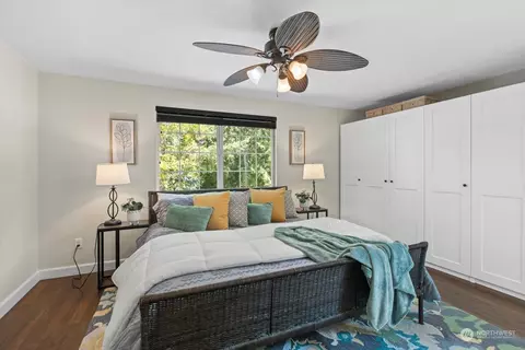 Bedroom - 16905 17th Ave SE, Bothell, WA 98012 photo 1 of 4