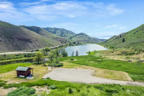 70 Heritage Rose Rd, Winthrop, WA 98862