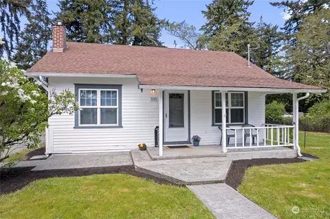 9809 Veterans Dr SW, Lakewood, WA 98498
