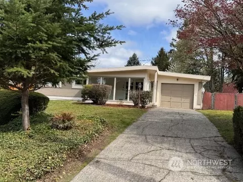 10823 108th St SW, Tacoma, WA 98498
