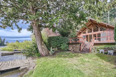 19275 Stone Ave N, Shoreline, WA 98133