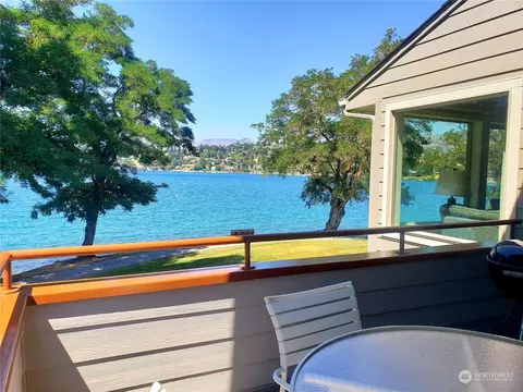 1 Beach 594 N, Manson, WA 98831