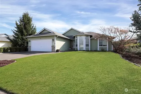 Exterior - 606 Callendar St NW, Orting, WA 98360 photo 2 of 12
