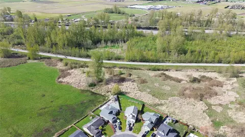 Exterior - 606 Callendar St NW, Orting, WA 98360 photo 10 of 12