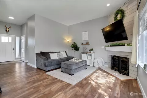 Living - 606 Callendar St NW, Orting, WA 98360 photo 1 of 1