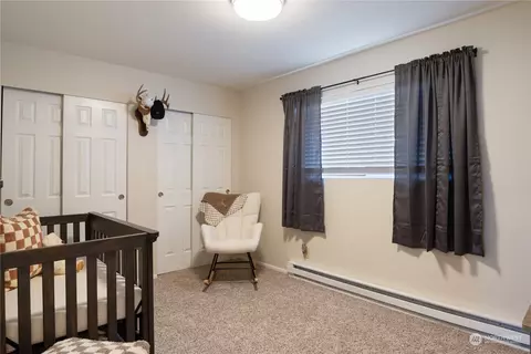 Bedroom - 3128 Hemlock St, Longview, WA 98632 photo 5 of 6