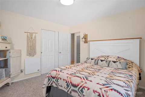 Bedroom - 3128 Hemlock St, Longview, WA 98632 photo 4 of 6