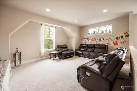 Living - 824 231st St SE, Bothell, WA 98021 photo 5 of 7