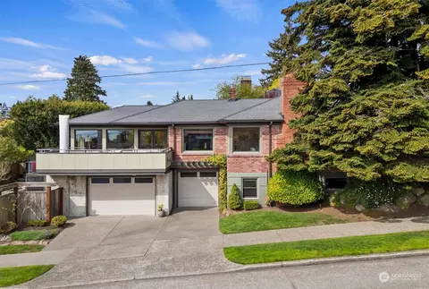 Exterior - 2801 29th Ave W, Seattle, WA 98199 photo 2 of 17