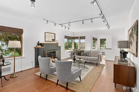Living - 2801 29th Ave W, Seattle, WA 98199 photo 1 of 6