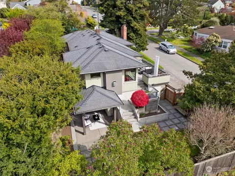 Exterior - 2801 29th Ave W, Seattle, WA 98199 photo 13 of 17