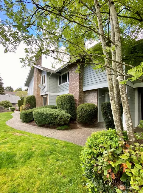 2440 NE 140th Ave #49, Bellevue, WA 98005