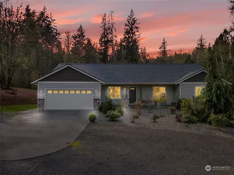 137 Sedona Ln, Chehalis, WA 98532