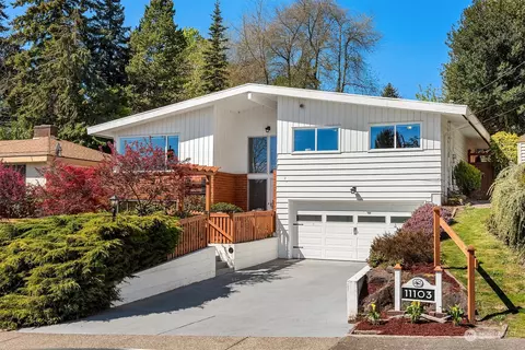 11103 34th Pl SW, Seattle, WA 98146