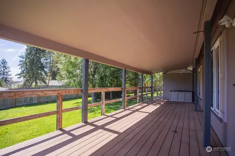 160 E Huckleberry Dr, Grapeview, WA 98546 photo 28