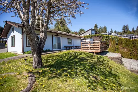160 E Huckleberry Dr, Grapeview, WA 98546 photo 32