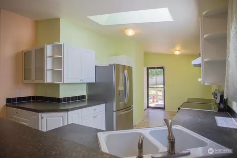 160 E Huckleberry Dr, Grapeview, WA 98546 photo 7