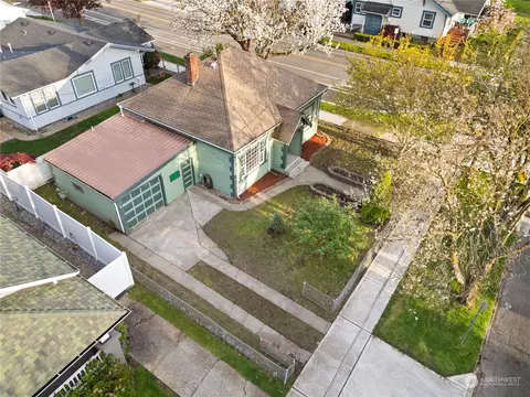 Exterior - 801 Cherry Ave, Sumner, WA 98390 photo 3 of 4