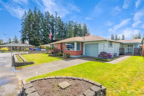 Exterior - 604 E Beech St, Everett, WA 98203 photo 2 of 8