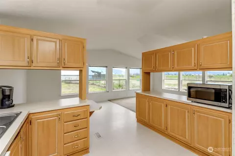 22825 SE 452nd St, Enumclaw, WA 98022 photo 17