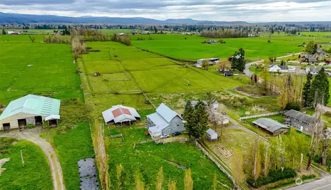 22825 SE 452nd St, Enumclaw, WA 98022 photo 2