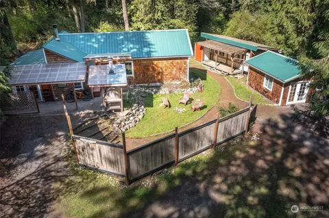 11 Bryn Mawr Ave, Lopez Island, WA 98261