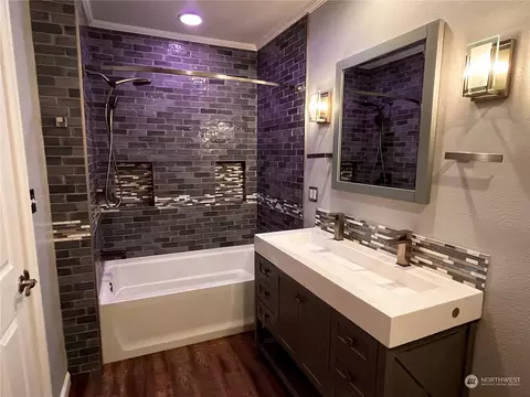 2024 James St, Enumclaw, WA 98022 photo 4