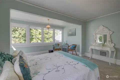 Bedroom - 108 E 8th St, Aberdeen, WA 98520 photo 3 of 6