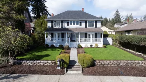 108 E 8th St, Aberdeen, WA 98520