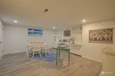 Dining - 108 E 8th St, Aberdeen, WA 98520 photo 3 of 3