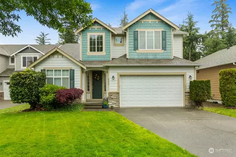 8632 Fortman Dr NE, Lacey, WA 98516