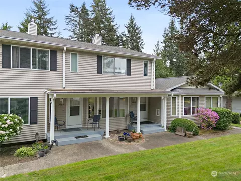 32616 2nd Pl S, Federal Way, WA 98003