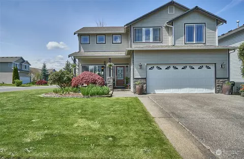 14424 Sandy Glen Ln E, Puyallup, WA 98375