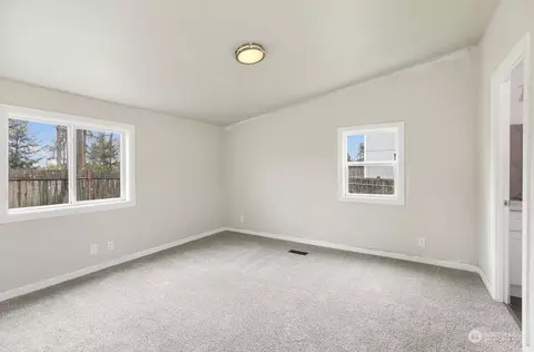20005 45th Avenue Ct E, Spanaway, WA 98387 photo 10