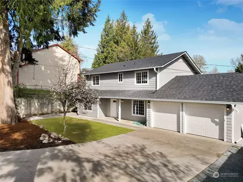 20409 108th St E, Bonney Lake, WA 98391