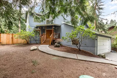 5348 Mercer Dr, Langley, WA 98260