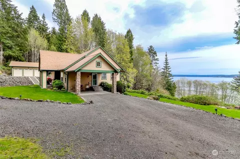 265 Bluejay Ln, Port Ludlow, WA 98365