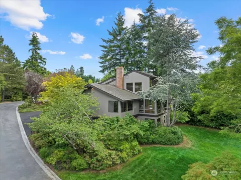 5726 Sunset Ln, Mukilteo, WA 98275