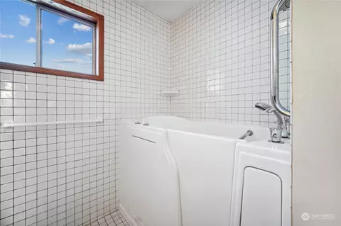 Other - 1128 20th Ave, Longview, WA 98632 photo 6 of 13