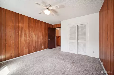 Bedroom - 1128 20th Ave, Longview, WA 98632 photo 4 of 4