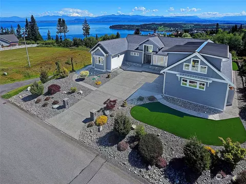 474 Brentwood Dr, Camano Island, WA 98282