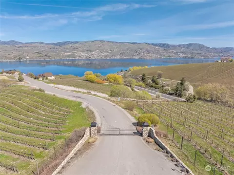 42 Sienna Ct #6, Chelan, WA 98816