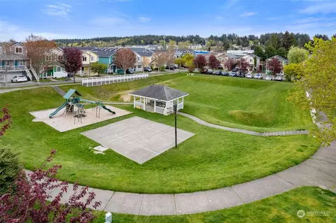 View/Area - 1019 E Broad St, Bremerton, WA 98310 photo 1 of 1