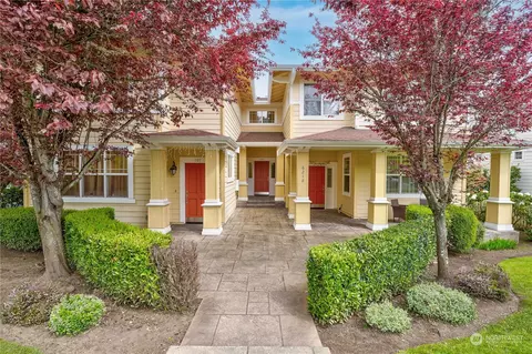 6218 188th Pl NE #102, Redmond, WA 98052